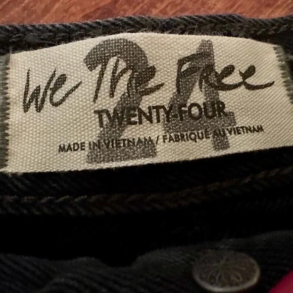 NWT Free People cut off high rise washed black shorts in women's size 24. NWT - Picture 6 of 6